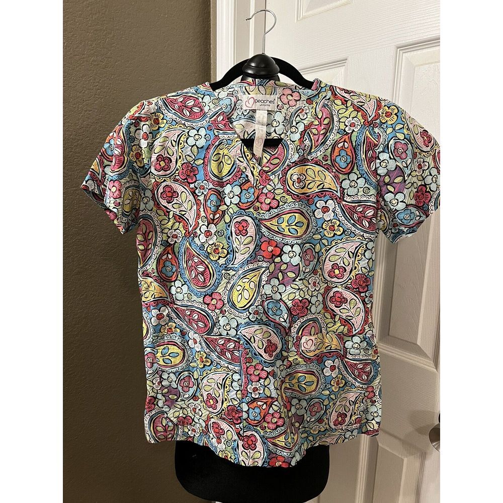 Peaches XS Scrub Top Paisley‎ Colorful Top